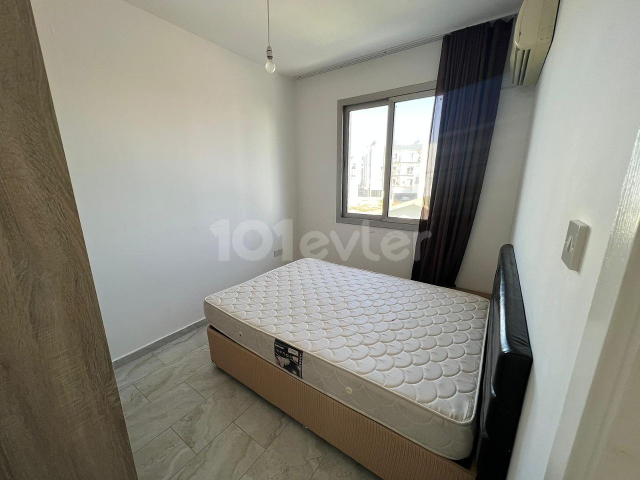 2 + 1 Mast Top 1 For Sale in Nicosia Hamitköy Region. Floor Apartment ** 