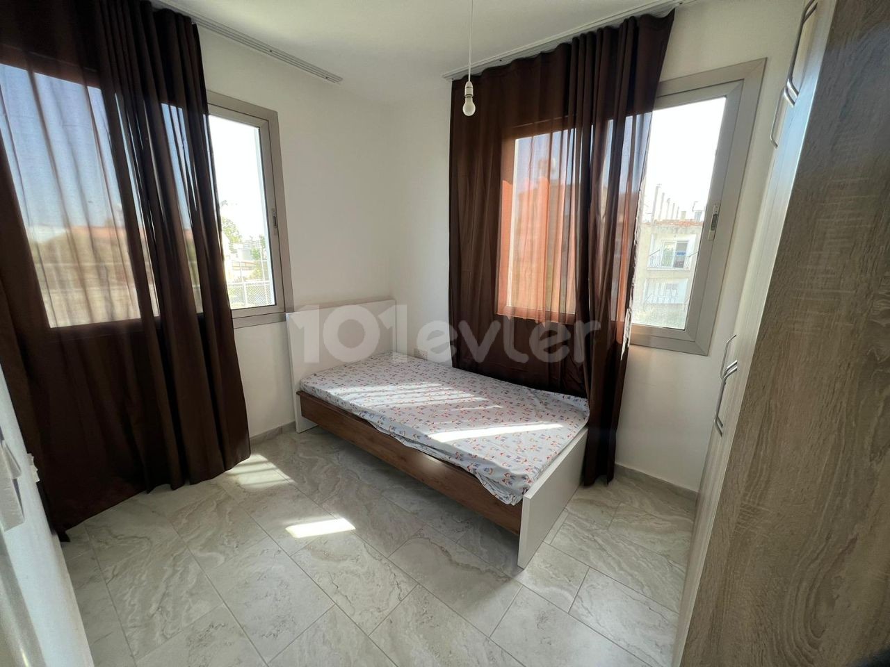 2 + 1 Mast Top 1 For Sale in Nicosia Hamitköy Region. Floor Apartment ** 