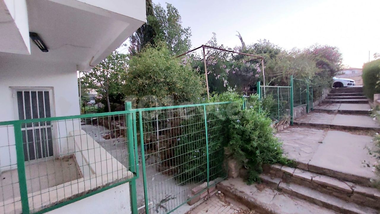 Detached House For Sale in Gönyeli, Nicosia