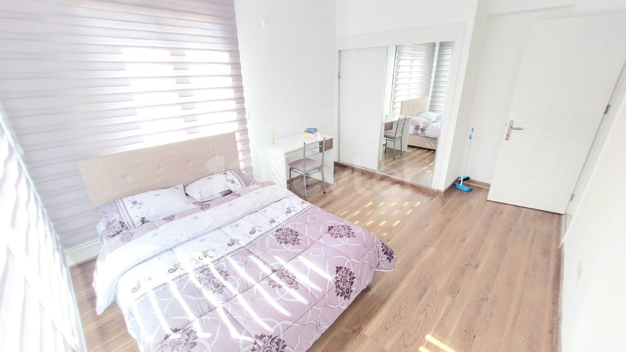 Lefkoşa Hamitköy Bölgesinde Ful Eşyalı kiralık 3+1 Daire 