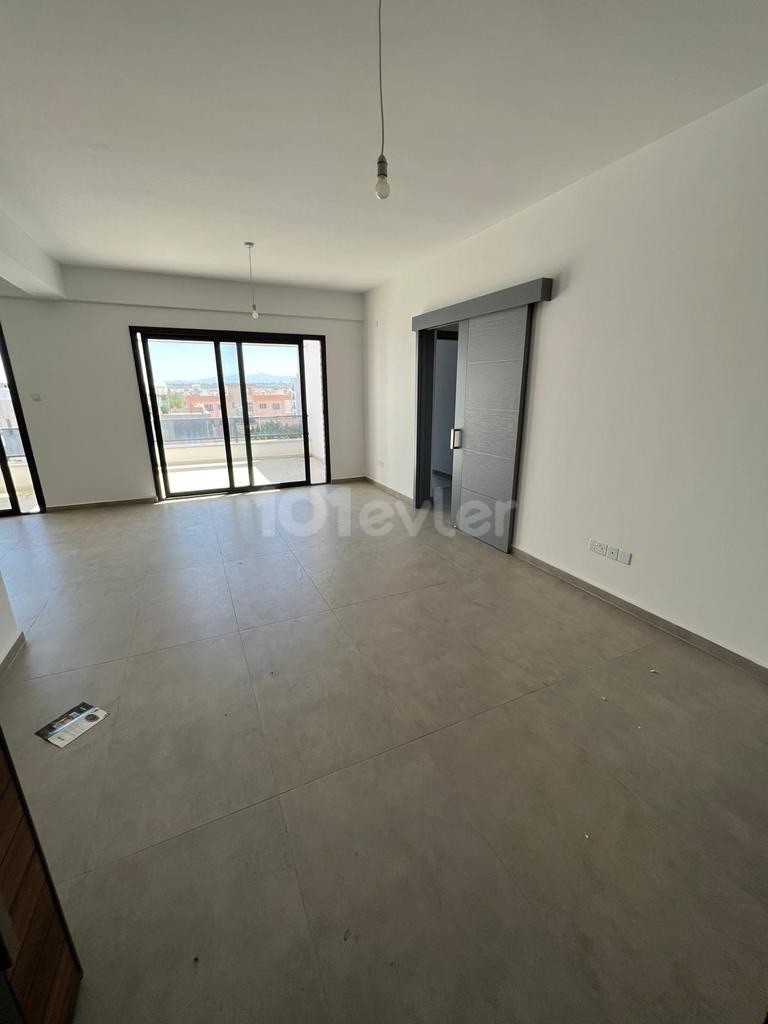 Gönyeli’de Türk Koçanlı Satılık 2+1 Lüks Penthouse