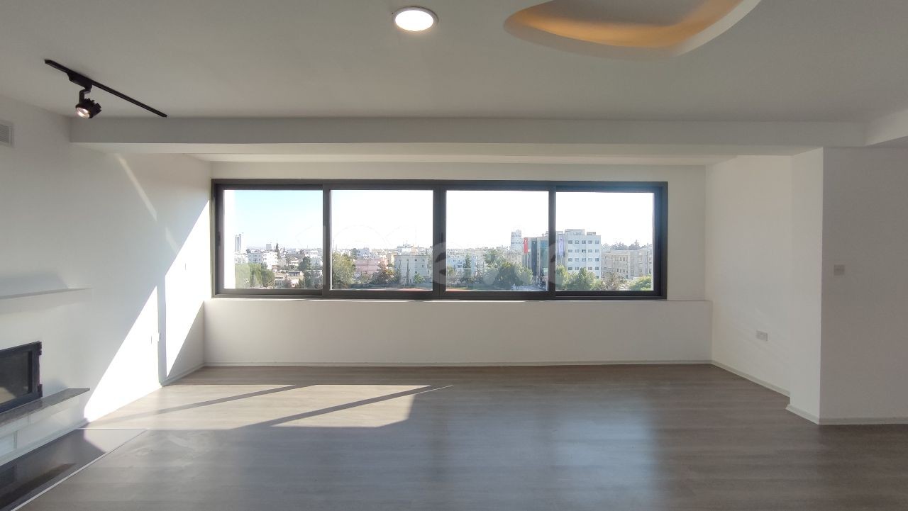 Muhteşem Manzaralı Sıfır 3+1  Penthouse(Eşyalı/Eşyasız)