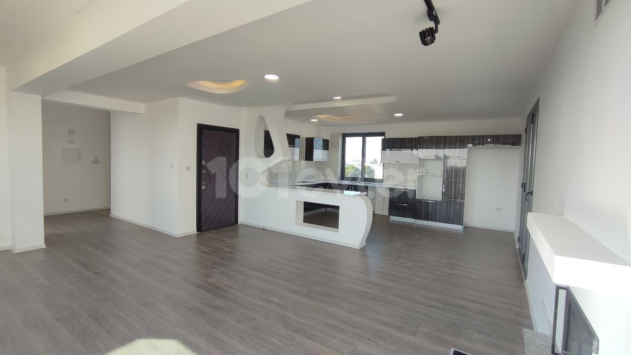 Muhteşem Manzaralı Sıfır 3+1  Penthouse(Eşyalı/Eşyasız)