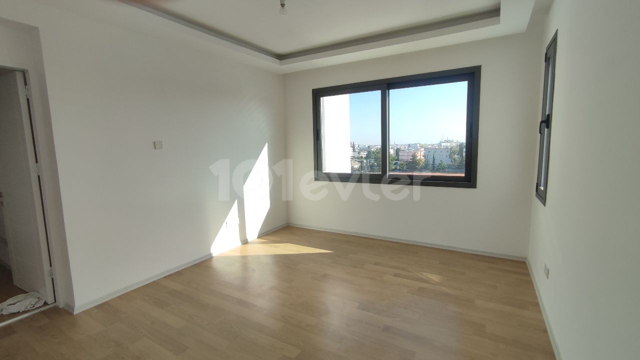 Muhteşem Manzaralı Sıfır 3+1  Penthouse(Eşyalı/Eşyasız)