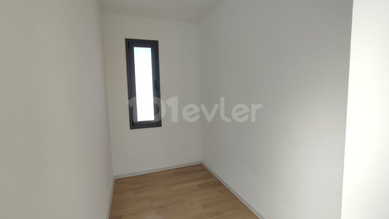 Penthouse To Rent in Yenişehir, Nicosia