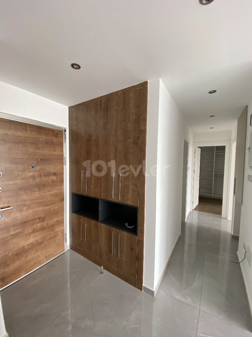 Flat To Rent in Metehan, Nicosia