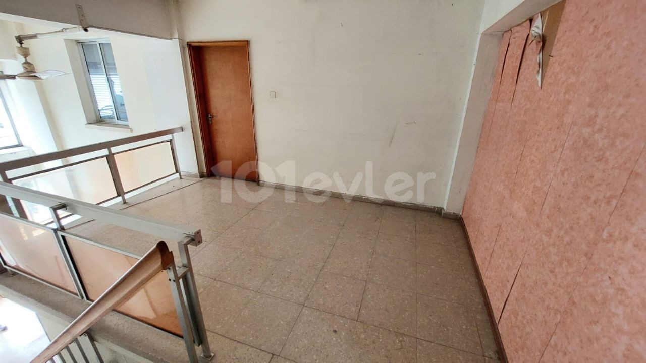 Lefkoşa Dereboyu Cadde Üsttü Sende Katlı Kiralık İşyeri 