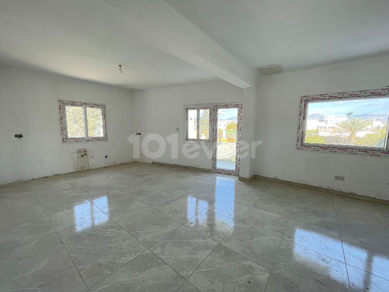 Centrally Located 3+1 Apartments for Sale in Kucuk Kaymakli Area!