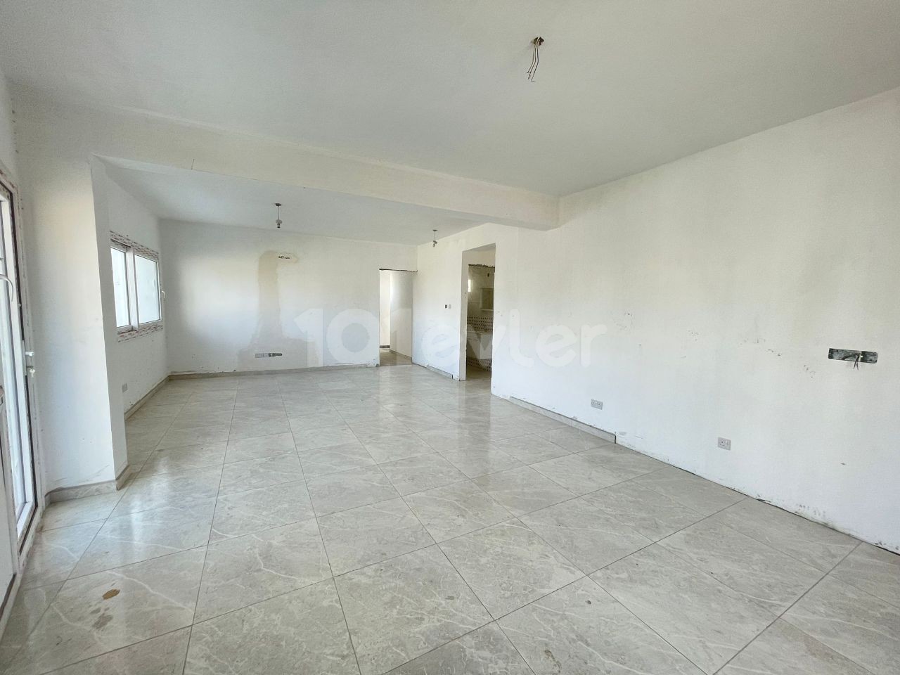 Centrally Located 3+1 Apartments for Sale in Kucuk Kaymakli Area!