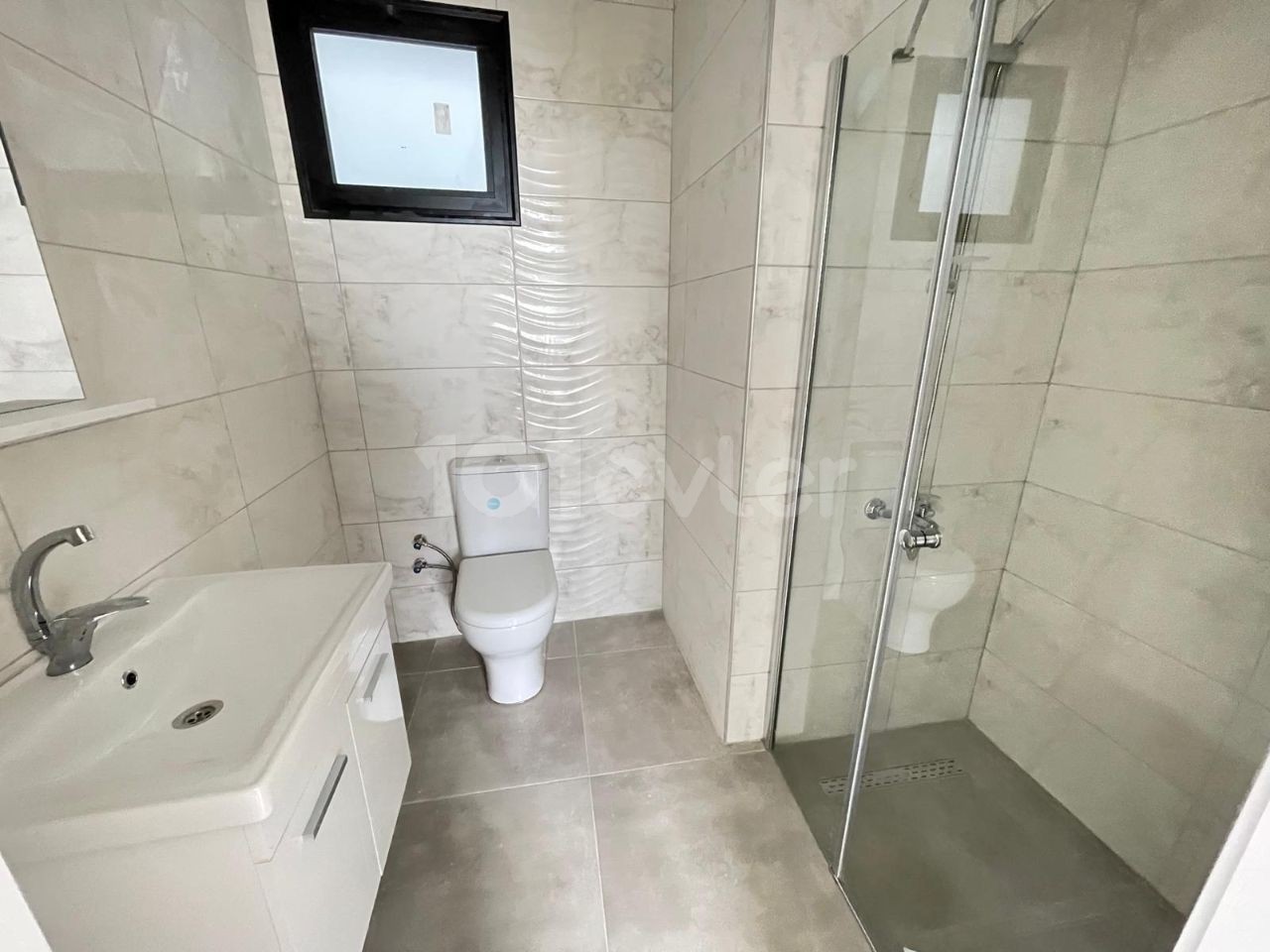 3 Bedroom En-Suite Flat for Sale in Küçük Kaymaklı Area!