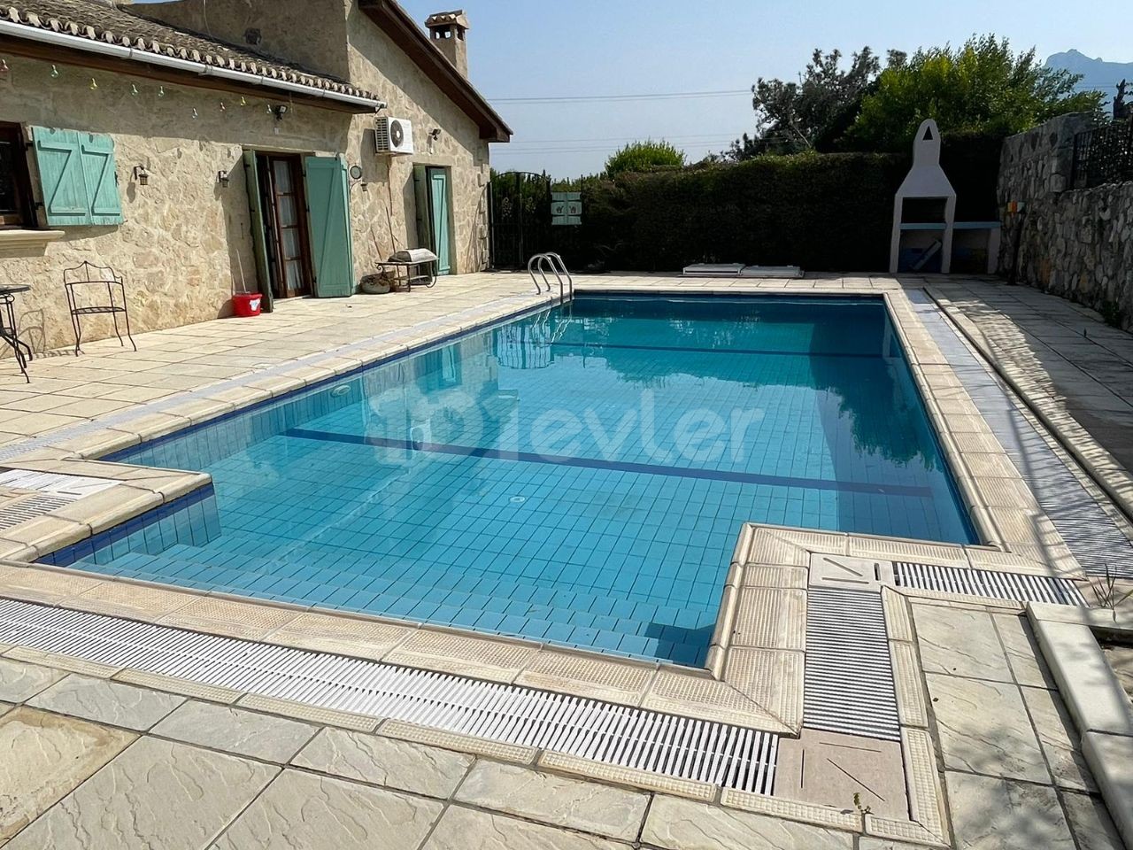 Fully Furnished 3 Bedroom Villa with Pool for RENT in Alsancak Region with Mountain and Sea Views!