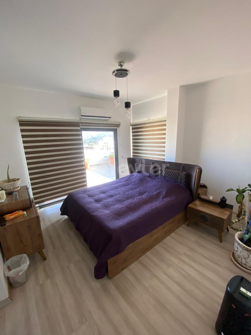 Tagesmiete Penthouse mit Pool in Kyrenia