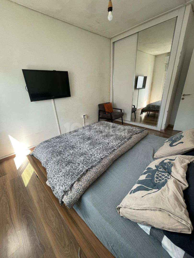 3-Schlafzimmer-Eck-Doppelvilla mit ausgezeichneter Lage im Zentrum von Kyrenia zu verkaufen!