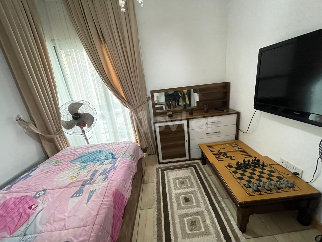 Marmara Bölgesinde SATILIK 3 Yatak Odalı Merkezi Konuma Sahip Apartman Dairesi!