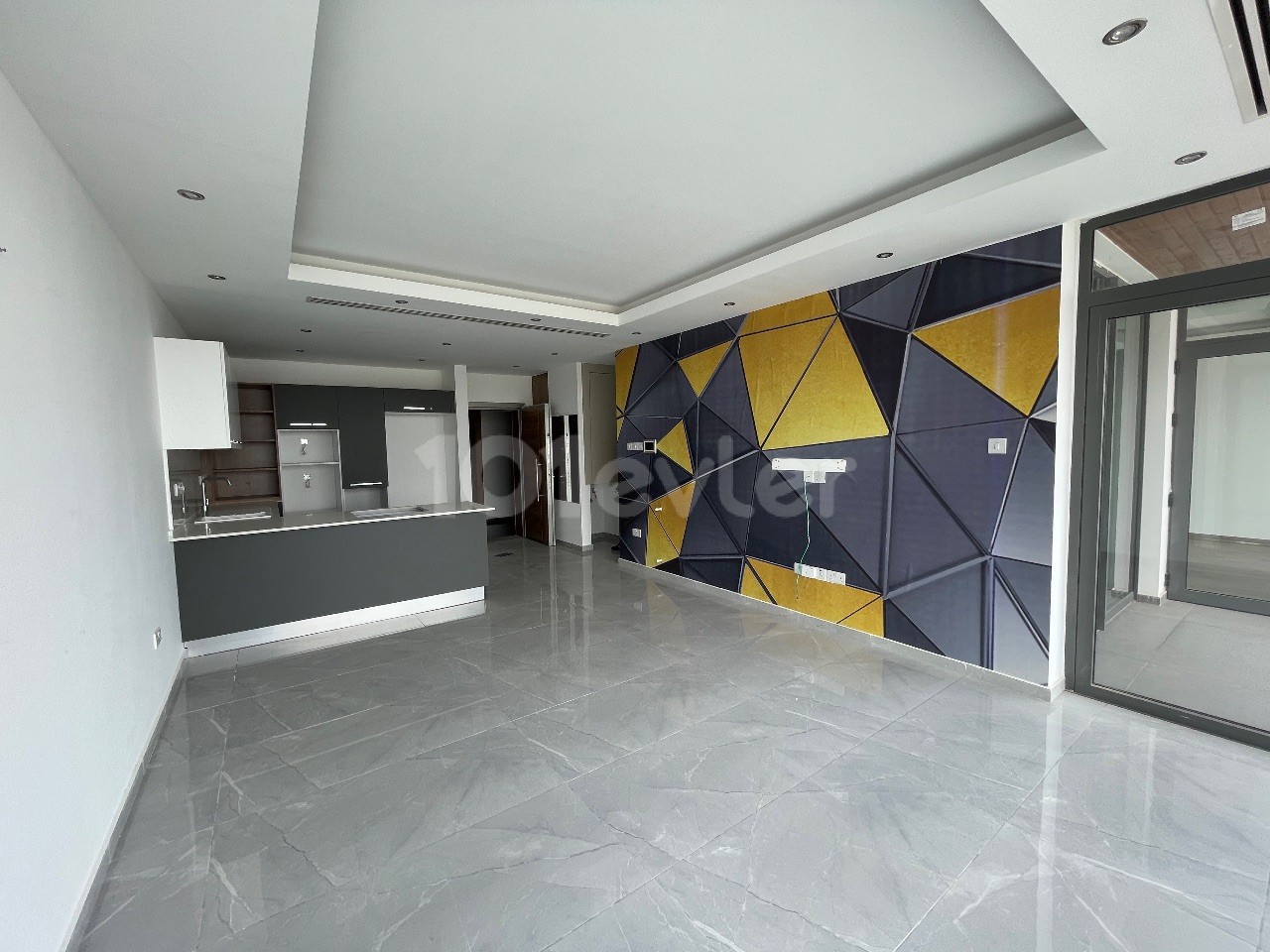 Ultra Luxury 2+1 Flat/Office/Clinic for Rent in Metehan, Nicosia