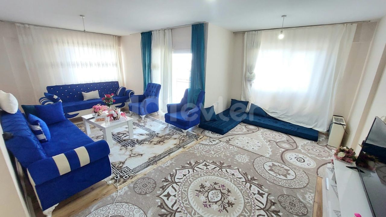 Ground Floor Apartment for Sale in a Well-Kept Complex in Nicosia Balıkesir District 