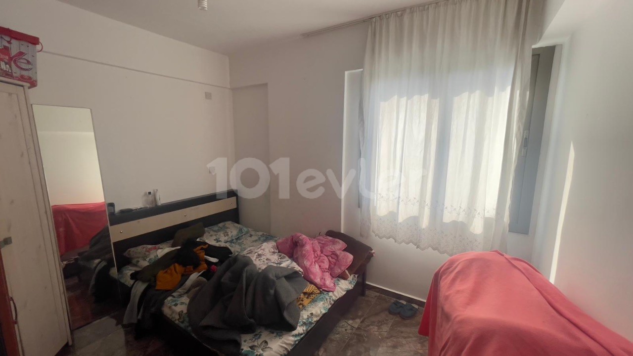 Türkische Made Mezzanine-Wohnung zu verkaufen in Little Kaymali £58. 500