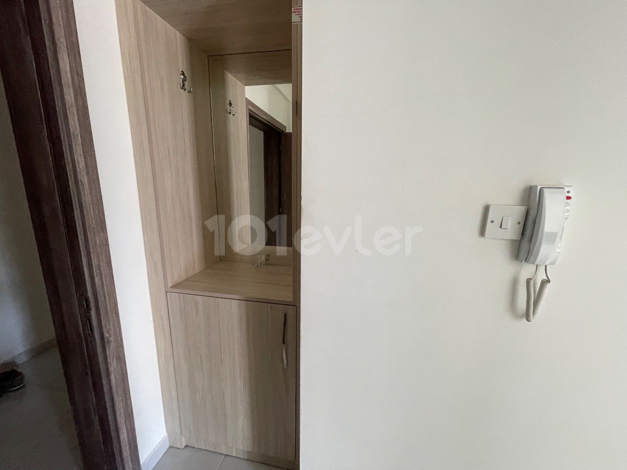 2+1 Flat for RENT with Fully Furnished Central Location in the Küçük Kaymaklı area of Nicosia!