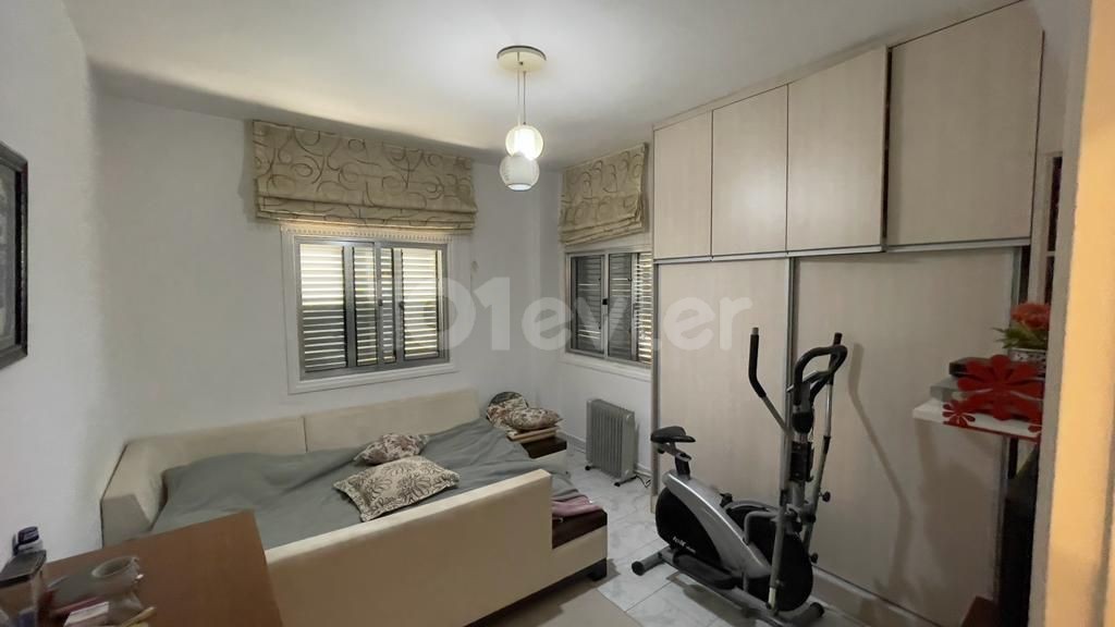 Lefkoşa Ortaköy Bölgesinde Eşyalı 3+1 Kiralık Daire