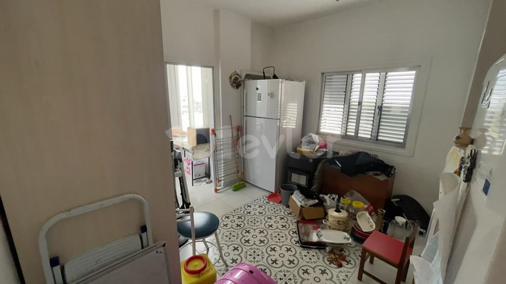 Lefkoşa Ortaköy Bölgesinde Eşyalı 3+1 Kiralık Daire