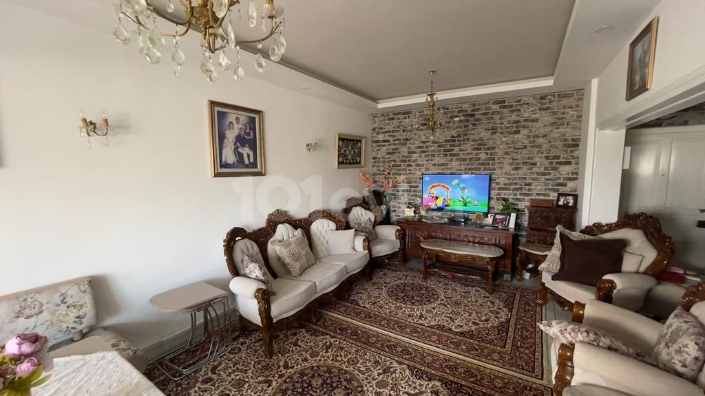 Furnished 3+1 Flat for Rent in Ortaköy, Nicosia