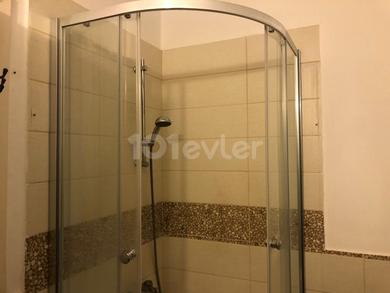 Nicosia K.Kaymaklı Flat for Rent Opposite New Market Place