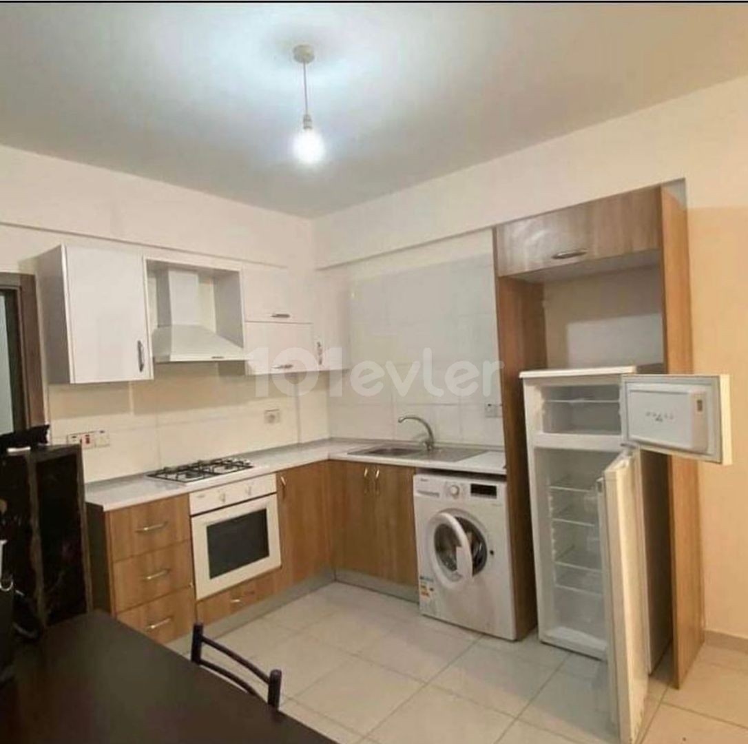 آپارتمان کاملا مبله Fırasat برای فروش در منطقه K.Kaymaklı نیکوزیا نزدیک پارک Barış Manço