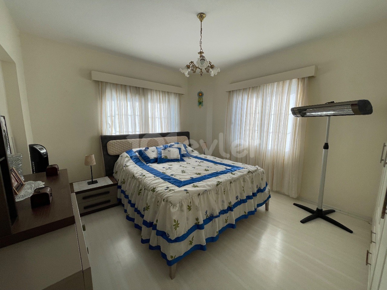 3+1 Wohnung mit türkischem Titel zum Verkauf direkt hinter der Nikosia Electricity Authority