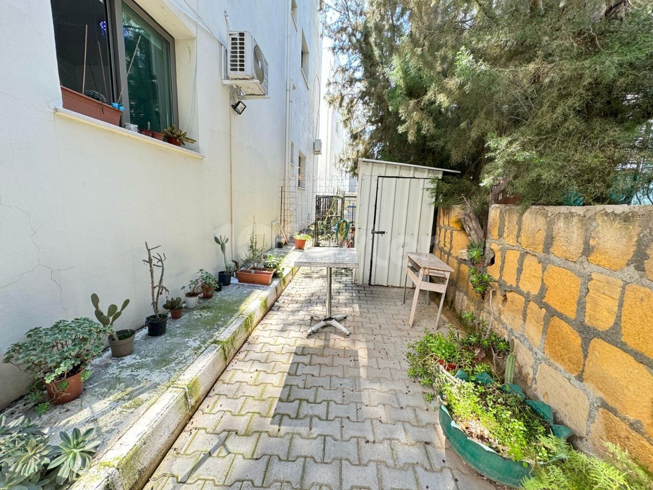 طبقه همکف 2+1 آپارتمان برای فروش با محوطه باغ بزرگ در منطقه Yenikent نیکوزیا!