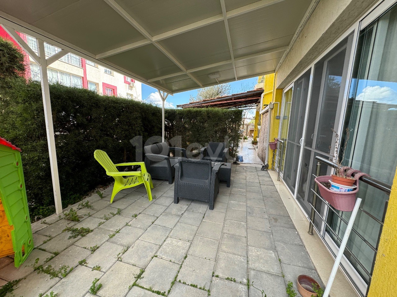 GROUND FLOOR APARTMENT FOR SALE in Değirmenlik, very close to Erğlkü Super Market!