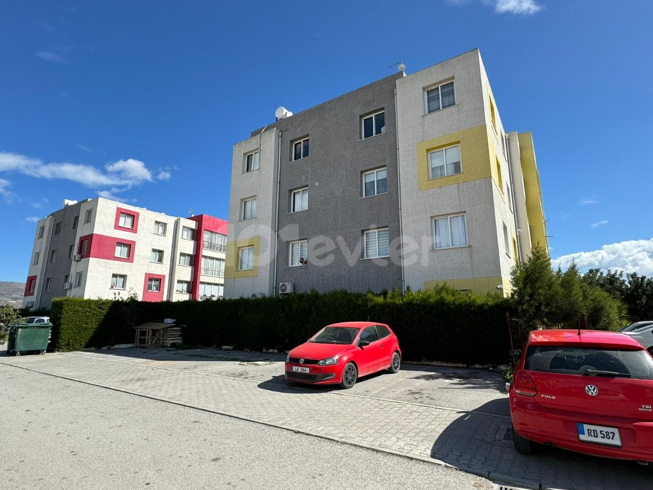 GROUND FLOOR APARTMENT FOR SALE in Değirmenlik, very close to Erğlkü Super Market!