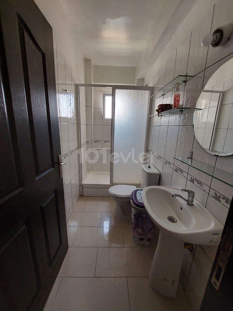 Lefkoşa Gönyeli’de Kız Öğrenciye Kiralık 2+1 Full Eşyalı Daire (ay sonu müsait olacak)