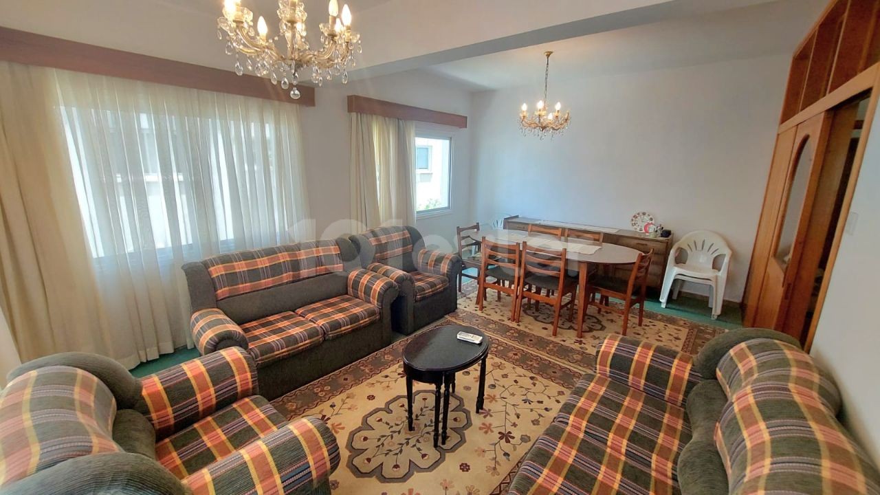 Large Flat for Rent in Köşklüçiftlik, Nicosia, Opposite Street of Witch Bar