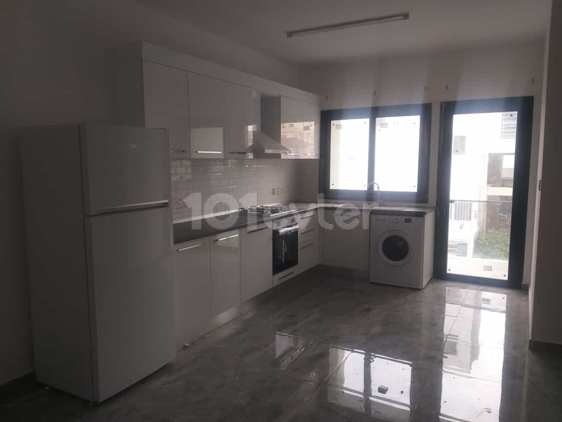 LEFKOŞA K.KAYMAKLI Bölgesinde 2+1 Full Eşyalı Kiralık Daire (3 AY PEŞİN)