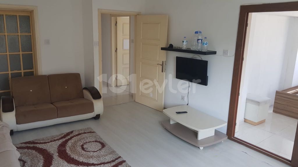 ORTAKÖY BÖLGESİNDE 2+1 ESYALI KİRALIK DAİRE ( 3 AY)