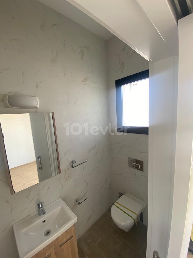 GÖNYELİ BÖLGESİNDE 2+1 JAKUZİLİ LUKS PENTHOUSE 