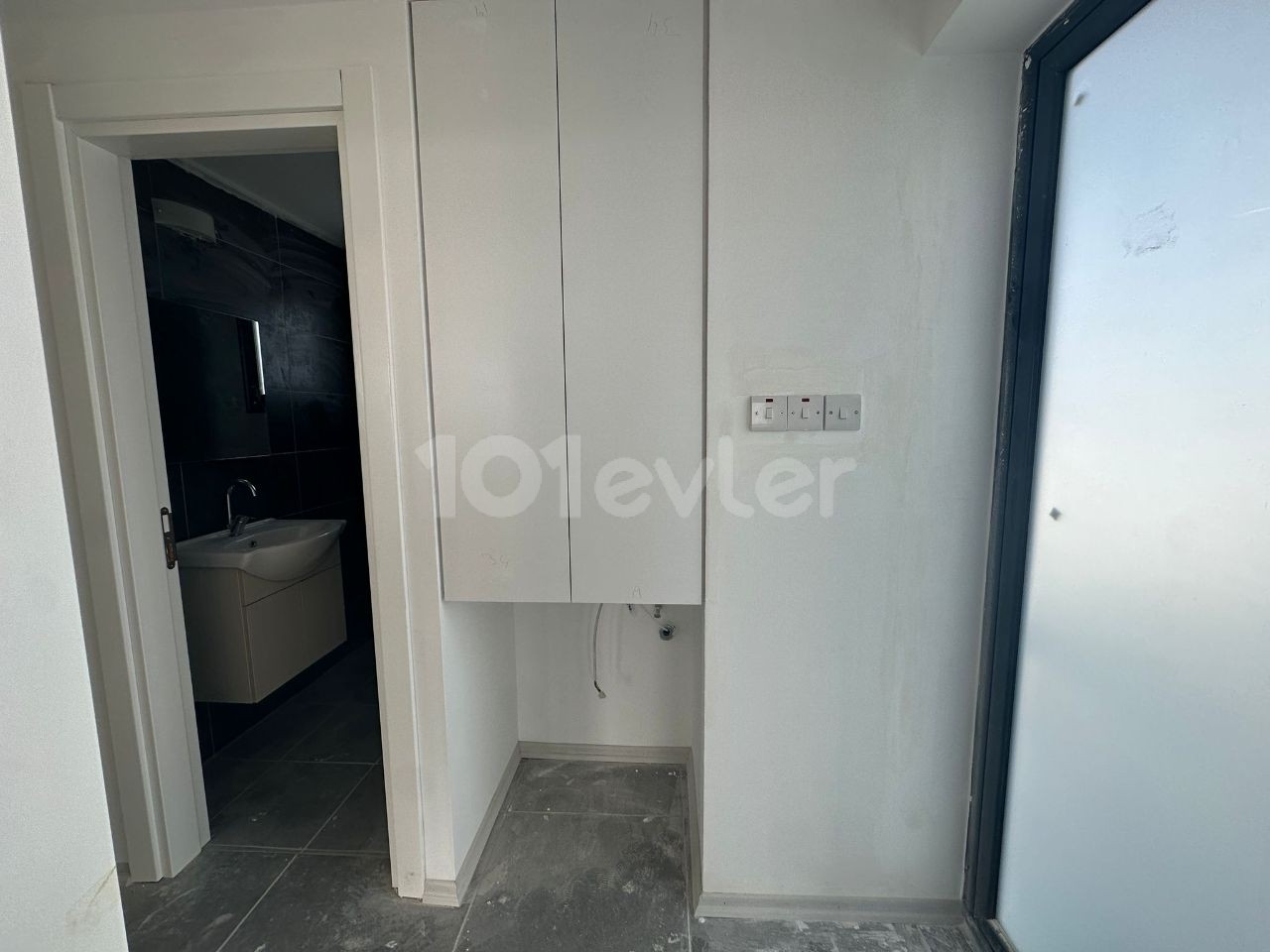 LEFKOŞA ÇAĞLAYAN'DA 2+1 SATILIK PENTHOUSE DAİRE