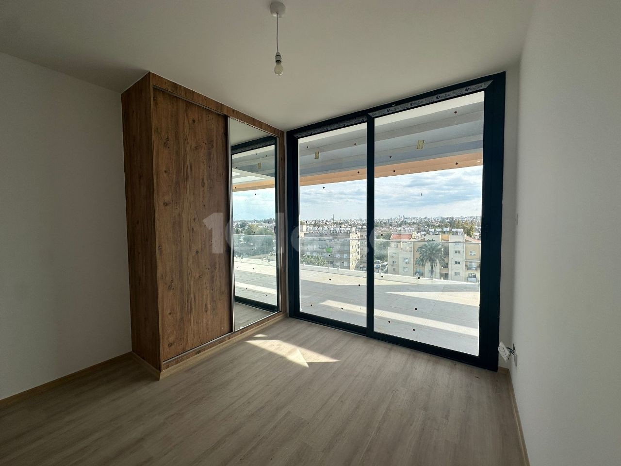 LEFKOŞA ÇAĞLAYAN'DA 2+1 SATILIK PENTHOUSE DAİRE