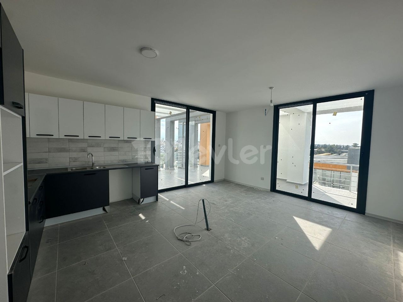 LEFKOŞA ÇAĞLAYAN'DA 2+1 SATILIK PENTHOUSE DAİRE