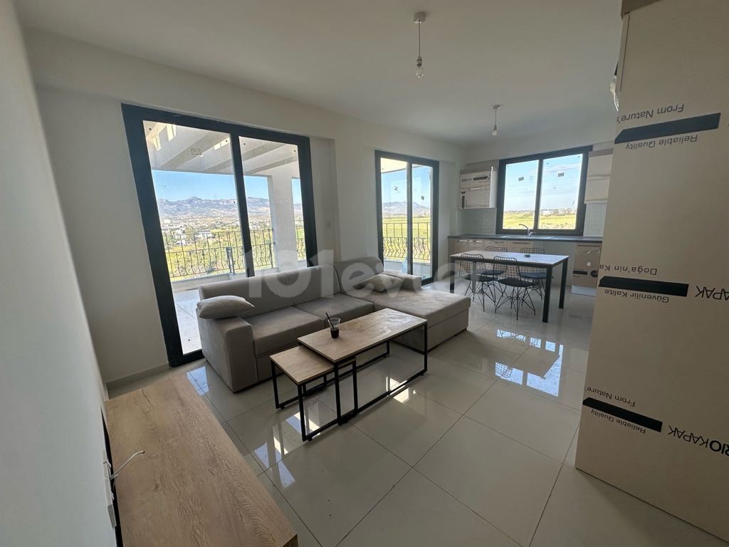 2+1 PENTHOUSE-WOHNUNG ZUM VERKAUF IN KÜÇÜK KAYMAKLI, NIKOSIA