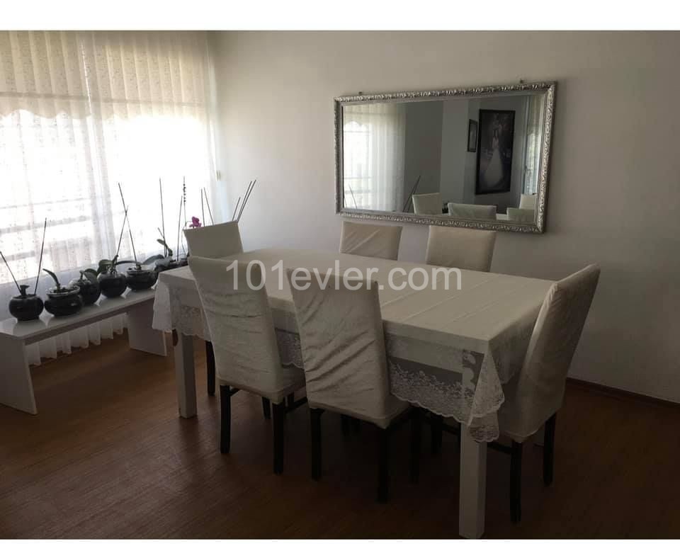 KYRENIA IS LOCATED IN THE CENTER- 3 + 1 APARTMENTS FOR SALE WITHIN A 1-MINUTE WALK FROM THE NEW CITY HALL AND THE April 23 PRIMARY SCHOOL! ** 