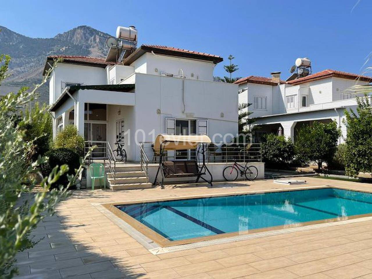 VILLA WITH PRIVATE POOL IN KYRENIA LAPTA REGION, 5 MINUTES TO THE SEA. ** 