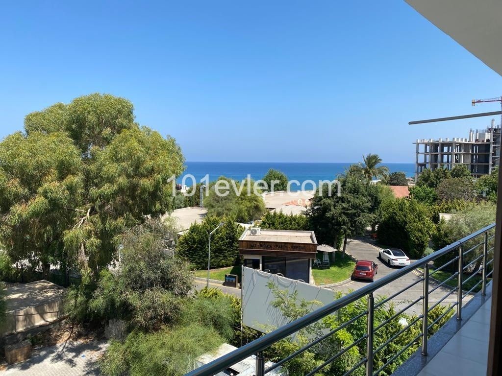 FLATS IN THE CENTER OF KYRENIA. ** 