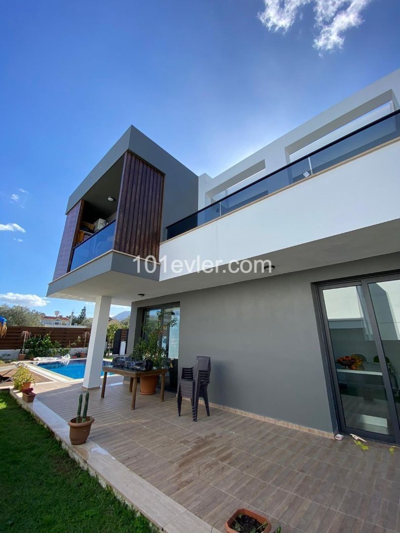 LUXURIOUS VILLA CLOSE TO EVERYWHERE IN OZANKÖY REGION. ** 