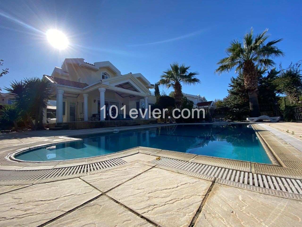 LUXURIOUS VILLA CLOSE TO ALSANCAK MERITS. ** 