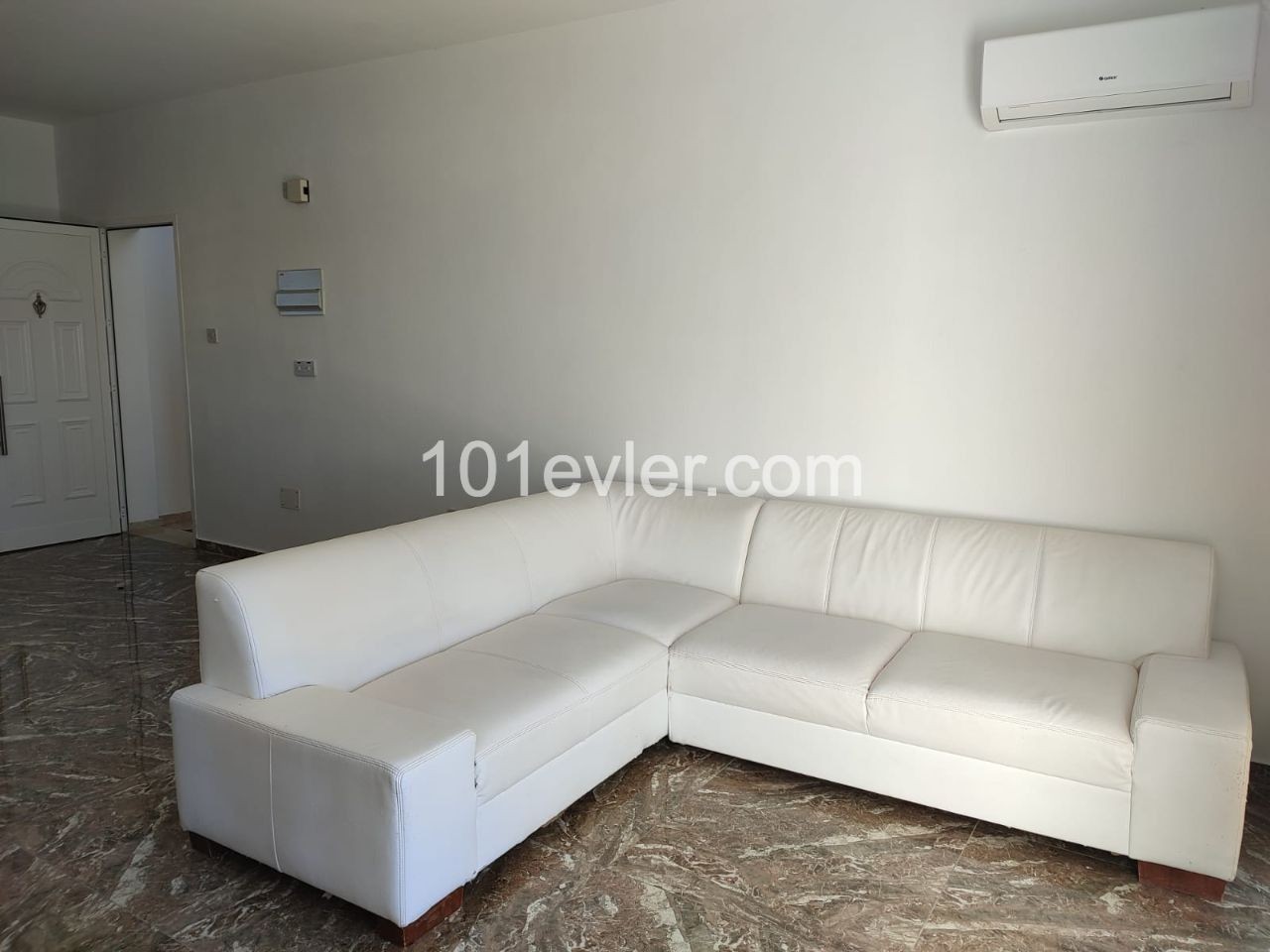 CLEAN FLAT CLOSE TO ALSANCAK MERITS. ** 