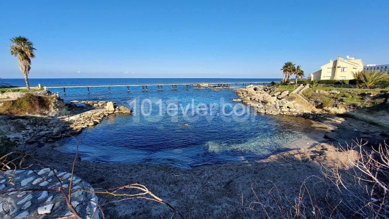 LLOGARA VILLA AM MEER. ** 