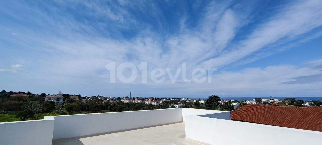 LAPTA IS AN APARTMENT WITH A PRIVATE TERRACE, FURNISHED IN A ZERO-STOREY BUILDING. ** 