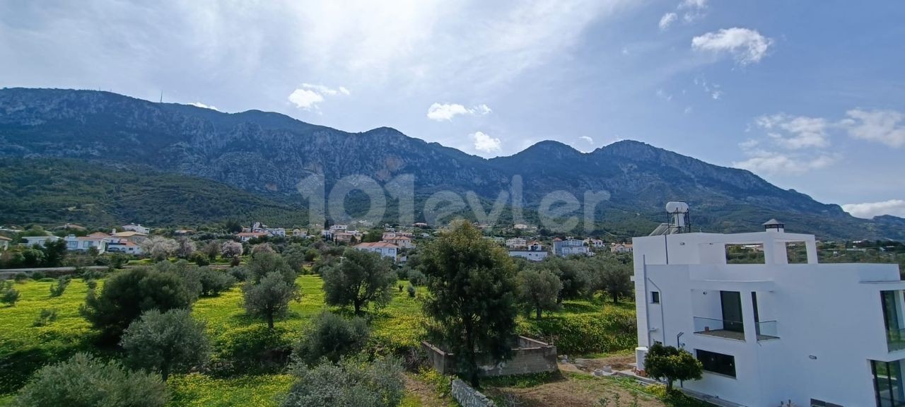 LAPTA DA SIFIR BİNA SIFFIR EŞYALI ÖZEL TERASLI DAİRE.