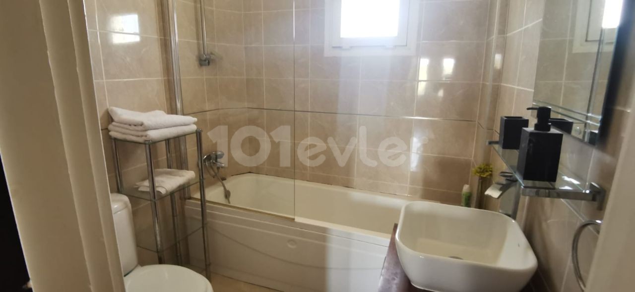 Çatalköy Bölgesinde Kiralık Yüzme Havuzlu Villa